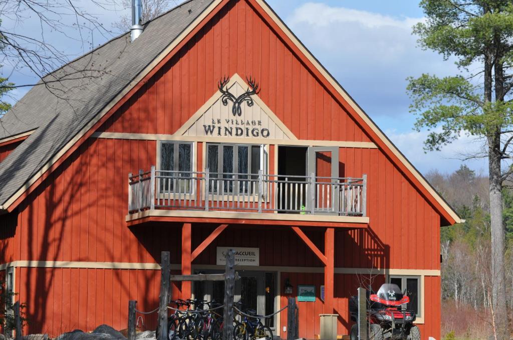 Le Village Windigo Ferme-Neuve Exterior photo